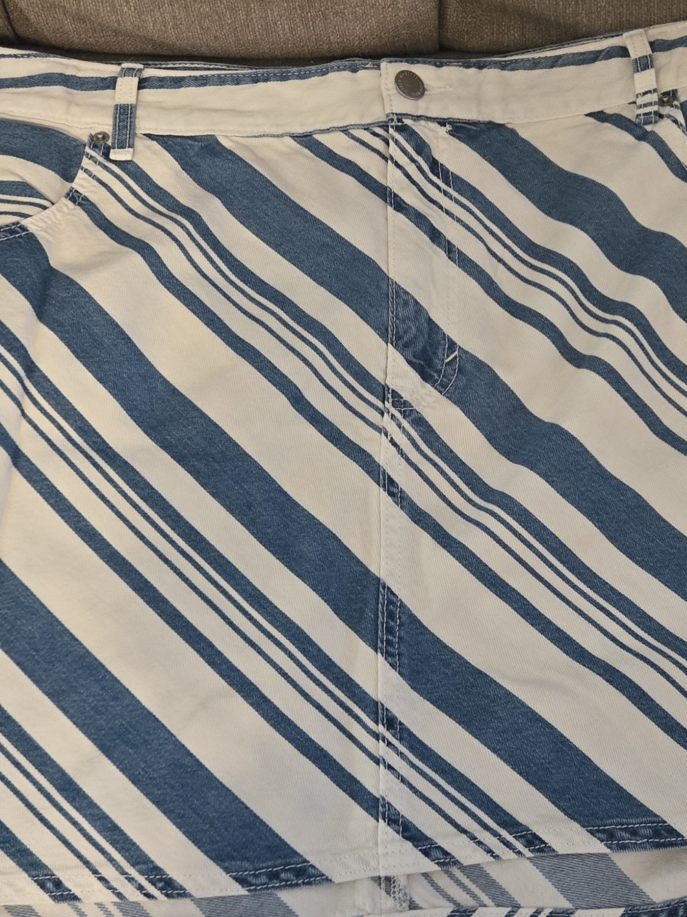 Target Blue and White Diagonal Stripe Mini Skirt Size 26